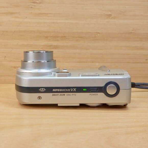 Vintage Sony Cyber-shot DSC-P72 3.2MP Digital Camera, 3X Optical Zoom, Made in J - Picture 5 of 8